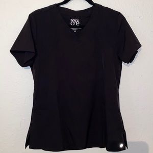 Barco one scrub top